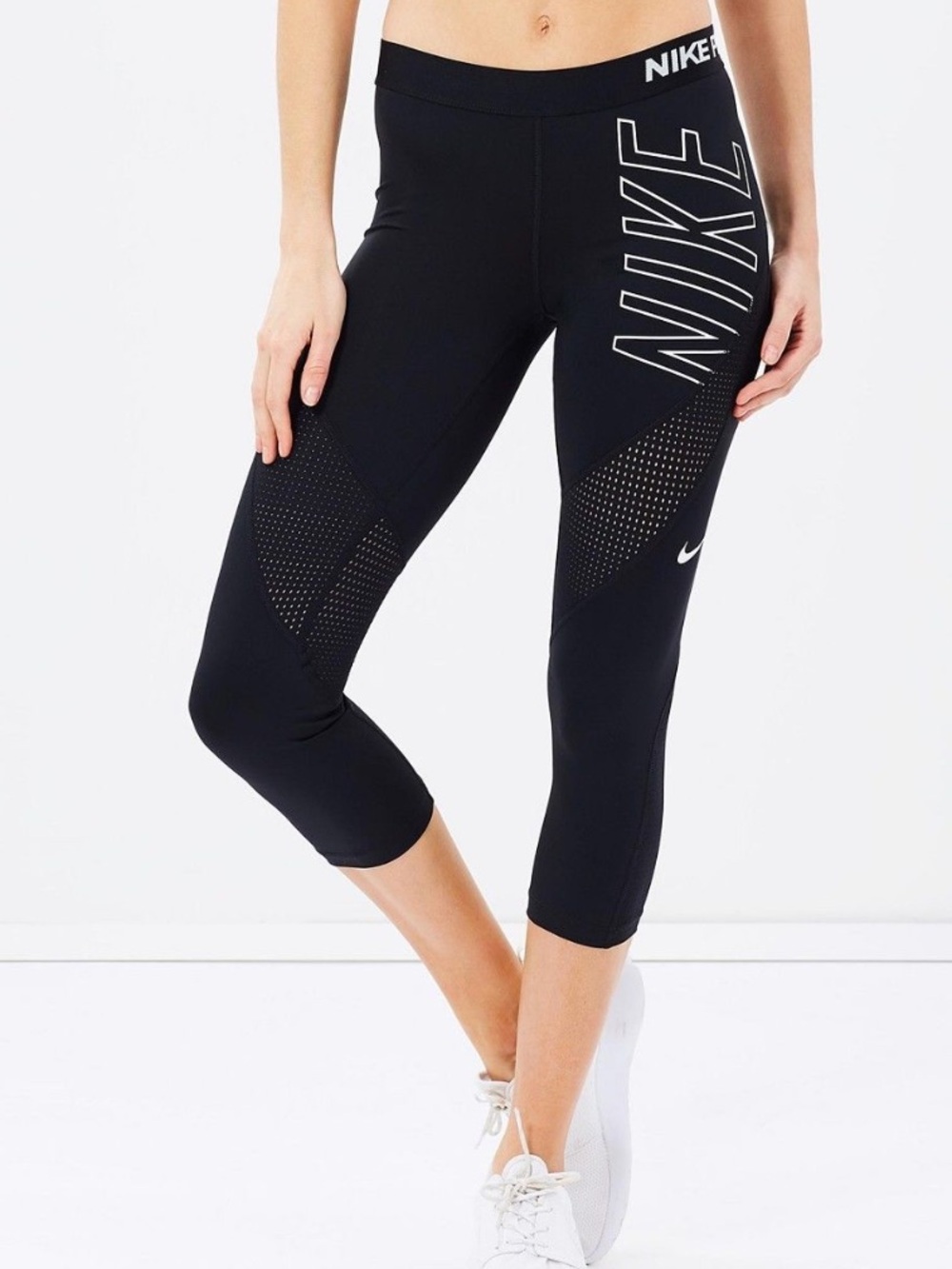 Nike Pro Hypercool Capri Leggings Women’s L Black Workout Stretch